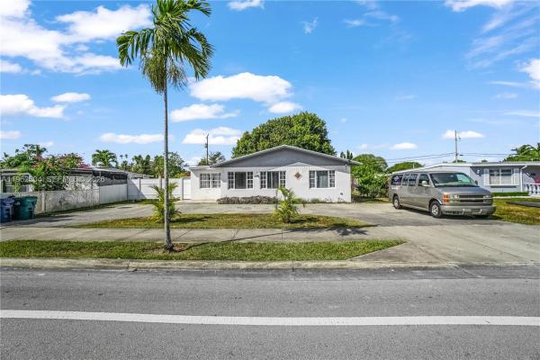 Tropical Estates, 4630 SW 97th Ave, Olympia Heights, Florida 33165, image 3