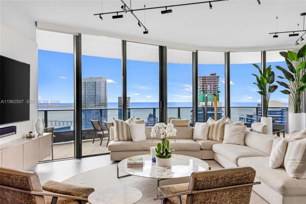 Brickell Flatiron, 1000 Brickell Plz #PH-6002, Miami, Florida 33131, image 1