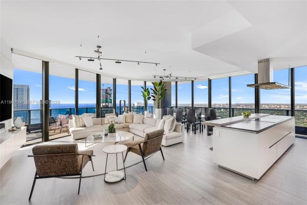 Brickell Flatiron, 1000 Brickell Plz #PH-6002, Miami, Florida 33131, image 2