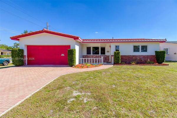 Hollywood Hills, 2225 N 39th Ave, Hollywood, Florida 33021, image 1