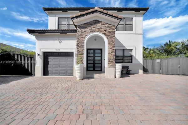 AH At Turnpike South, 27602 SW 134th Ct, Princeton, Florida 33032, image 3