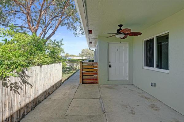 Oak Grove, 920 SW 28th St #1-2, Fort Lauderdale, Florida 33315, image 2