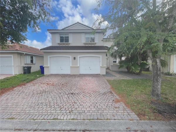 Banyan Oakridge, 3340 SW 50th St, Hollywood, Florida 33312, image 1