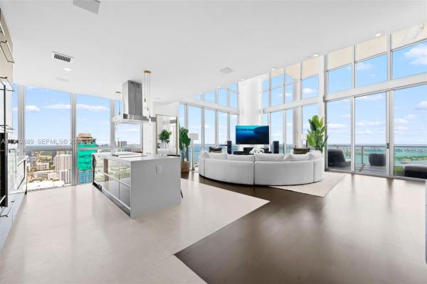 Marquis Residences, 1100 Biscayne Blvd #5706, Miami, Florida 33132, image 2