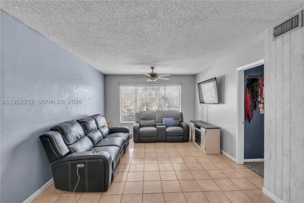 Country Gardens, 3282 NW 103rd Ter #205-A, Coral Springs, Florida 33065, image 2