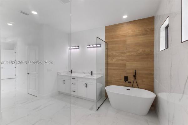 Cape Coral, 4330 NW 34th St, Cape Coral, Florida 33993, image 1