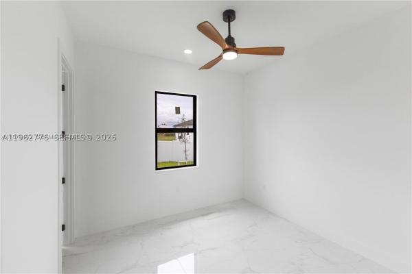 Cape Coral, 4330 NW 34th St, Cape Coral, Florida 33993, image 2