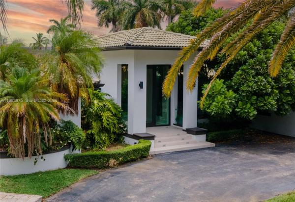 7300 SW 77th Ave, Unincorporated Dade County, Florida 33143, image 1