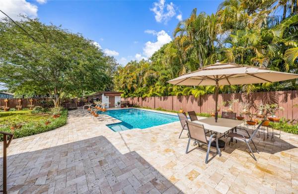 Country Club Estates, 564 De Leon Dr, Miami Springs, Florida 33166, image 1