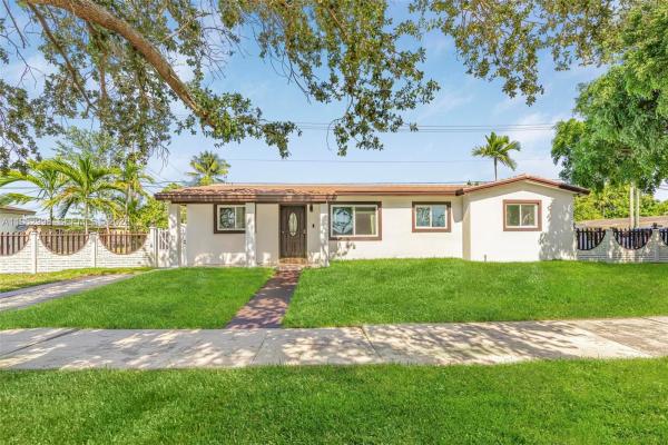 2901 SW 92nd Ave, Unincorporated Dade County, Florida 33165, image 1