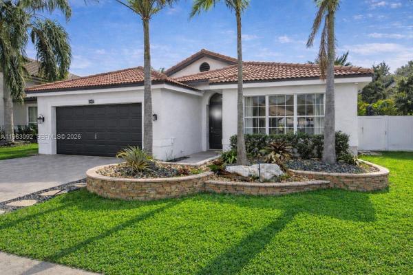 Sunset Pointe At Silver Lakes, 17912 SW 12th Ct, Pembroke Pines, Florida 33029, image 2