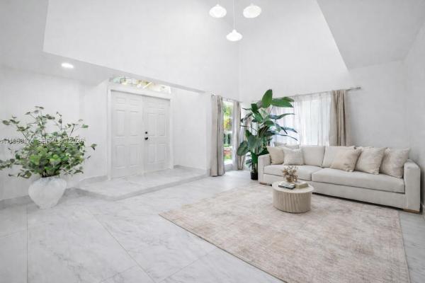 5239 SW 153rd Ave, Unincorporated Dade County, Florida 33185, image 1