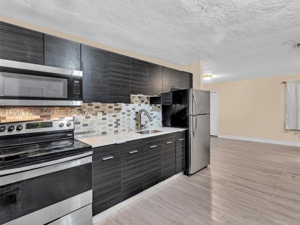 Franklin Park, 2512 NW 9th Pl #1-2, Fort Lauderdale, Florida 33311, image 3