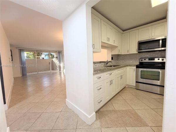 Gardens Of Kendall South, 10835 SW 112th Ave #116, Kendall, Florida 33176, image 2
