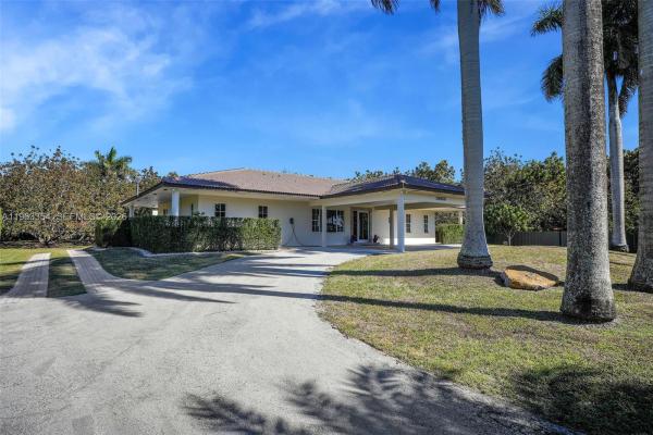 Redland No HOA, 19955 SW 186th St, Redland, Florida 33187, image 2