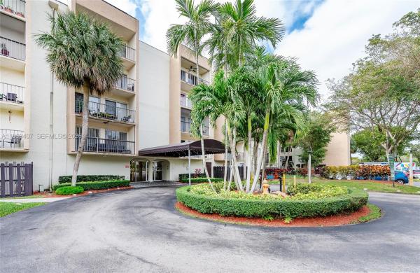 14250 SW 62nd St #314, Unincorporated Dade County, Florida 33183, image 1