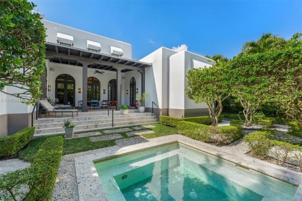 Tropical Isle Homes, 465 Hampton Ln, Key Biscayne, Florida 33149, image 1