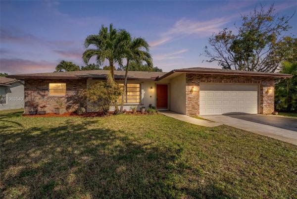 Hillsboro Pines, 5331 NW 77th Ct, Coconut Creek, Florida 33073, image 2