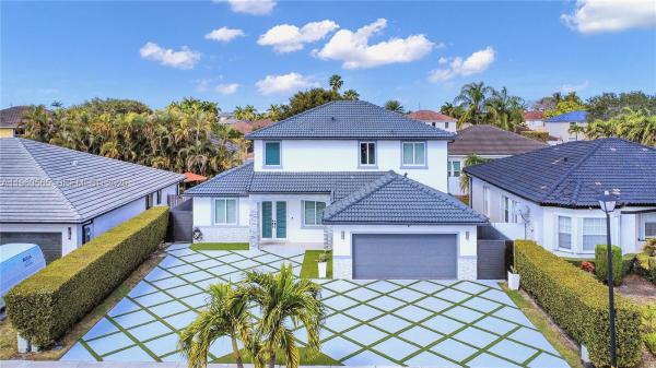 15967 SW 141st St, Unincorporated Dade County, Florida 33196, image 1