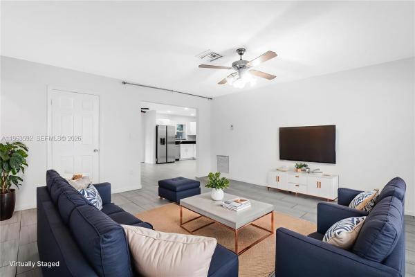 Linwood Gardens, 3430 N 65th Ave, Hollywood, Florida 33024, image 3