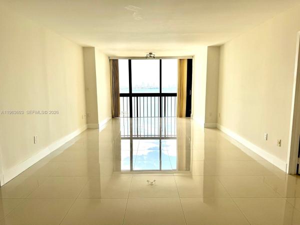 Brickell Bay Club, 2333 Brickell Ave #2607, Miami, Florida 33129, image 2