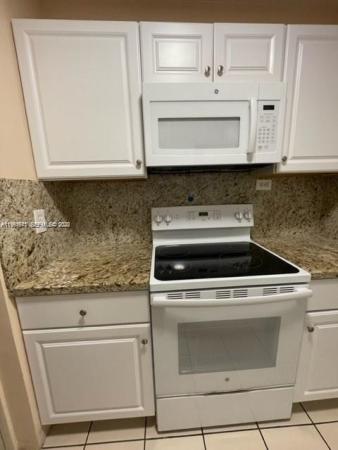 Seventeenth Green, 1450 Atlantic Shores Blvd #304, Hallandale Beach, Florida 33009, image 2