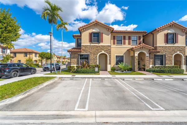 Bonterra, 9393 W 33rd Way, Hialeah, Florida 33018, image 1
