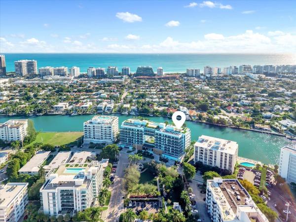 Bay Harbor Islands Residential, 9201 E Bay Harbor Dr #LPH01, Bay Harbor Islands, Florida 33154, image 1
