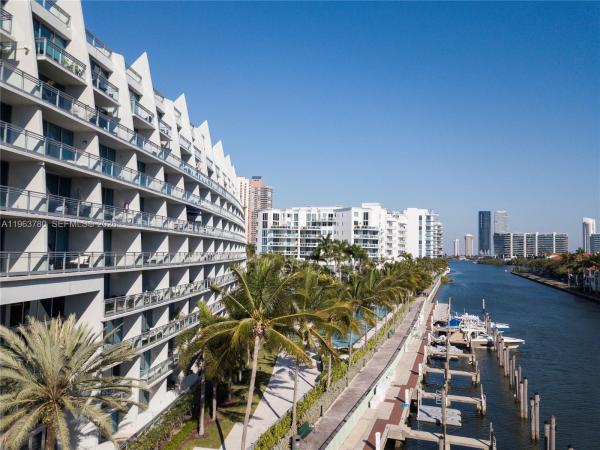 Artech Residences At Aventura, 2950 NE 188th St #349, Aventura, Florida 33180, image 2