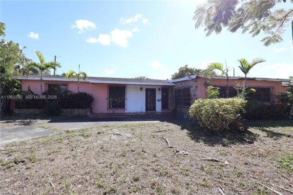 Darlington Manor, 9210 SW 57th Ter, Sunset, Florida 33173, image 1