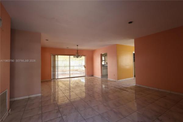 Darlington Manor, 9210 SW 57th Ter, Sunset, Florida 33173, image 3