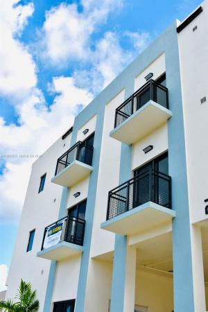 29 Palmetto Dr #7, Miami Springs, Florida 33166, image 1