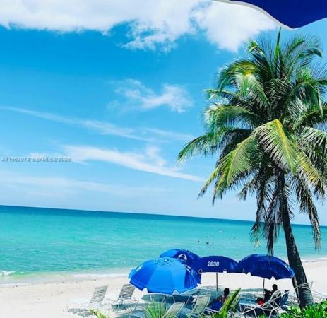 Gulfstream Garden, 410 SE 2nd St #210, Hallandale Beach, Florida 33009, image 1