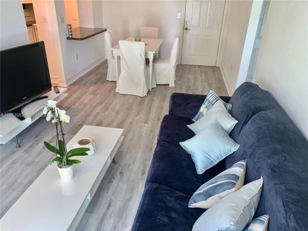 290 Sunrise Dr #304, Key Biscayne, Florida 33149, image 1