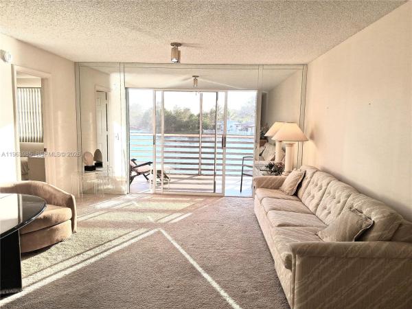 Sunrise Lakes 4, 10456 NW 24th Pl #206, Sunrise, Florida 33322, image 1