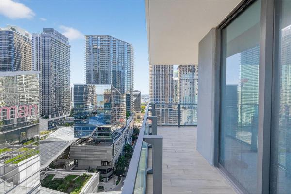 Reach Brickell City Centre, 68 SE 6th St #1702, Miami, Florida 33131, image 1