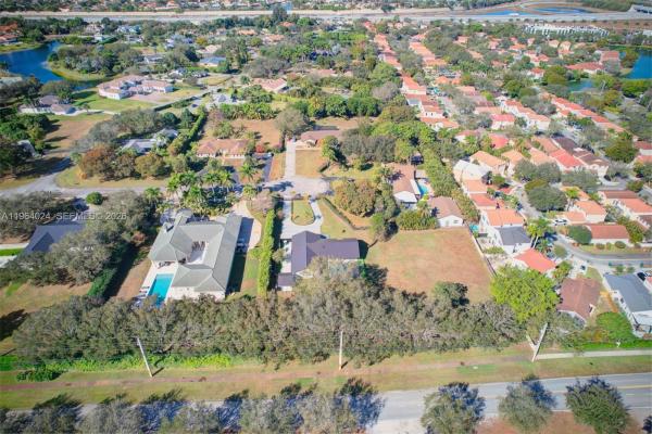 Ivanhoe Estates, 5020 Hawkhurst Ave, Southwest Ranches, Florida 33331, image 1