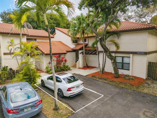 13234 SW 111th Ter #4-2, Unincorporated Dade County, Florida 33186, image 1