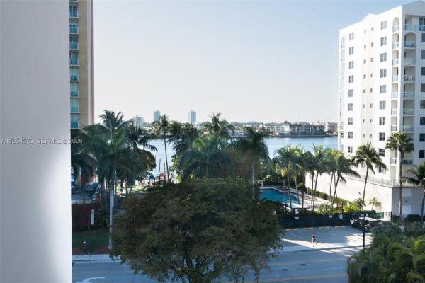 Plaza Of The Americas, 17021 N Bay Rd #601, Sunny Isles Beach, Florida 33160, image 1