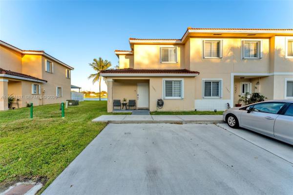 17501 SW 140th Ct, Unincorporated Dade County, Florida 33177, image 1