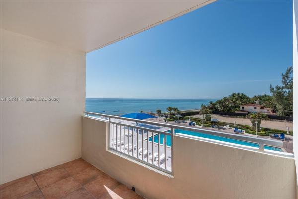Parker Dorado, 3180 S Ocean Dr #310, Hallandale Beach, Florida 33009, image 1
