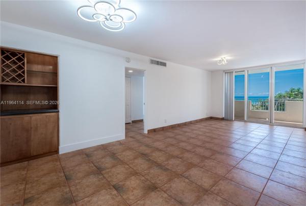 Parker Dorado, 3180 S Ocean Dr #310, Hallandale Beach, Florida 33009, image 2