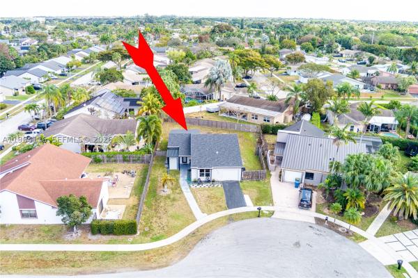 Bonaventure Lakes, 16794 Royal Poinciana Dr, Weston, Florida 33326, image 3