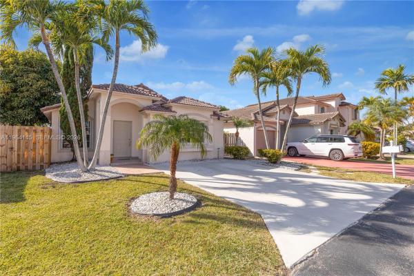 14144 SW 149th Pl, Unincorporated Dade County, Florida 33196, image 1