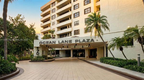Ocean Lane Plaza, 170 Ocean Lane Dr #403, Key Biscayne, Florida 33149, image 3