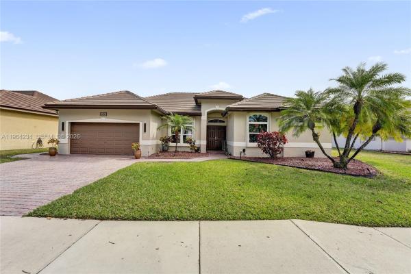 Stoneridge Lake Estates, 6686 SW 166th Dr, Pembroke Pines, Florida 33331, image 1