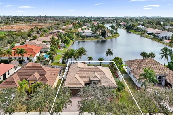 Stoneridge Lake Estates, 6686 SW 166th Dr, Pembroke Pines, Florida 33331, image 2