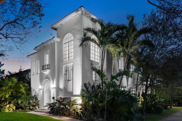 Tamiami Place, 1320 San Benito Ave, Coral Gables, Florida 33134, image 3