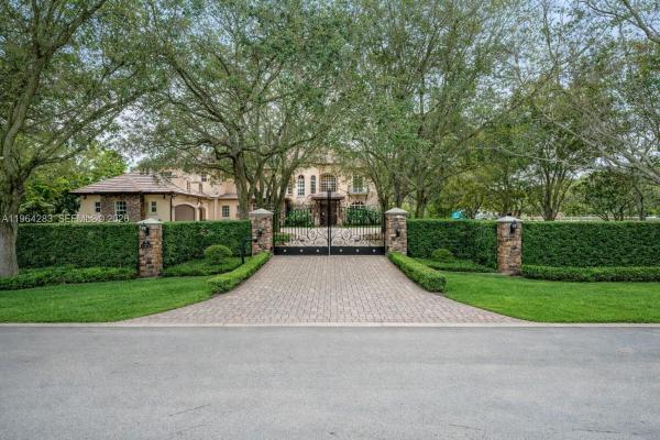 Bird Road Farmsites, 12270 SW 45th St, Kendale Lakes, Florida 33175, image 2
