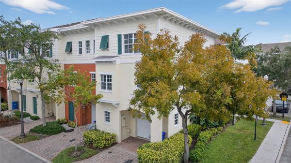 Orchid Grove, 630 SW 1st Dr, Pompano Beach, Florida 33060, image 1